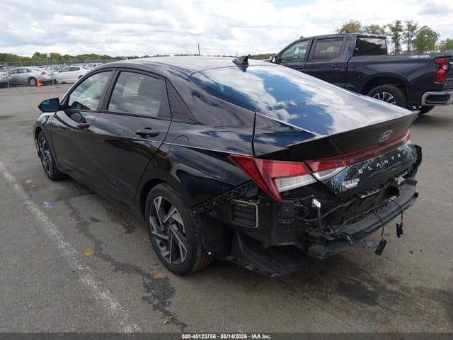 2025 HYUNDAI ELANTRA SEL SPORT 3