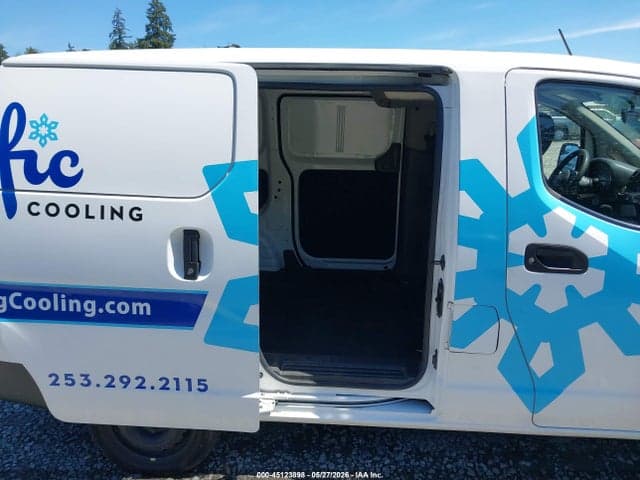 2017 CHEVROLET CITY EXPRESS 1LS 8