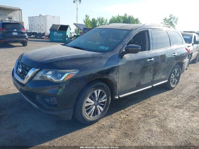2017 NISSAN PATHFINDER SV 2