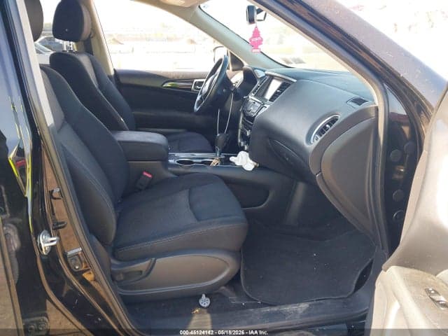 2017 NISSAN PATHFINDER SV 5