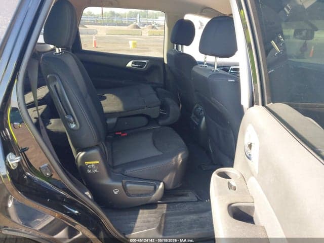 2017 NISSAN PATHFINDER SV 8