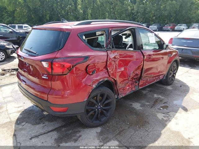 2019 FORD ESCAPE SE 4