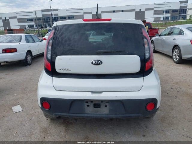 2017 KIA SOUL 17