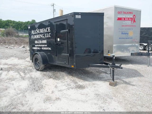 2025 YELLOWSTONE ENCLOSED TRAILER