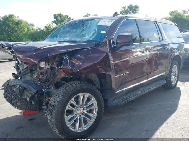 2022 GMC YUKON XL 4WD SLT 2