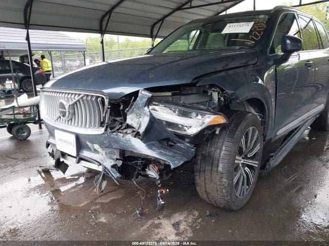 2023 VOLVO XC90 B6 PLUS 7-SEATER 6
