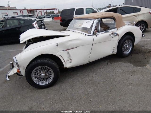 1967 AUSTIN HEALEY ROADSTER 2