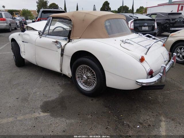1967 AUSTIN HEALEY ROADSTER 3