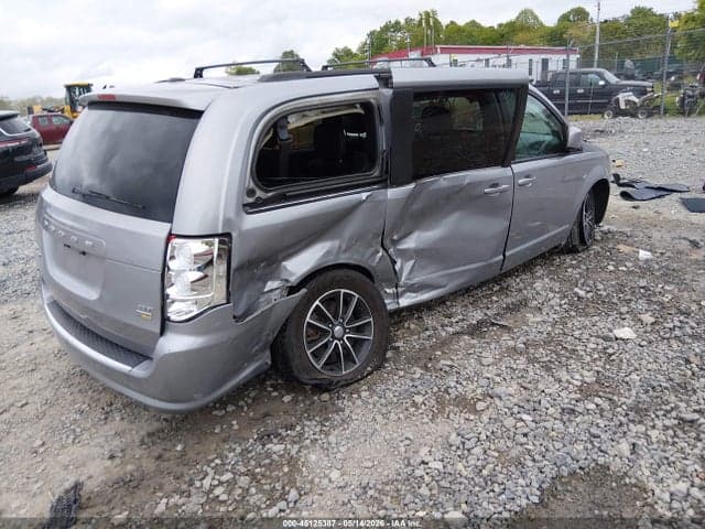 2018 DODGE GRAND CARAVAN GT 4