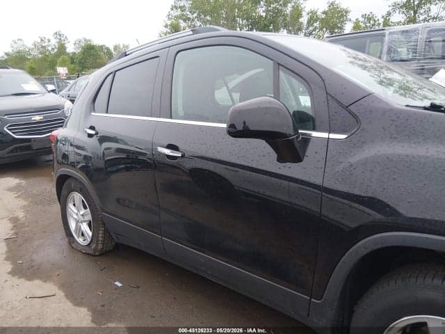 2017 CHEVROLET TRAX LT 13
