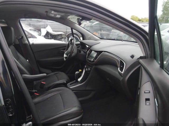 2017 CHEVROLET TRAX LT 5