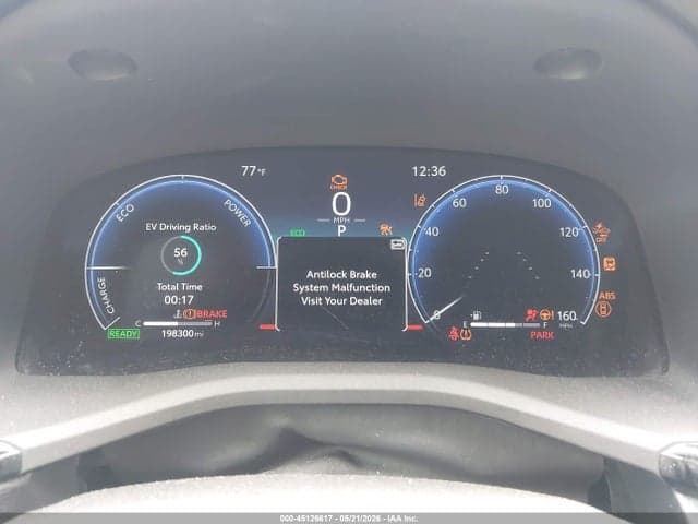 2025 TOYOTA CAMRY XLE 7
