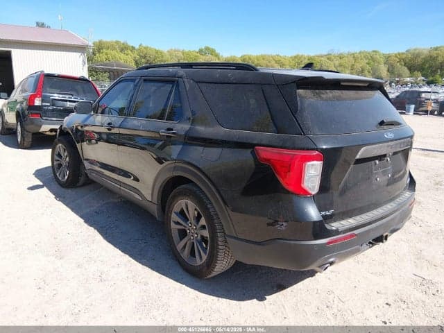 2022 FORD EXPLORER XLT 3