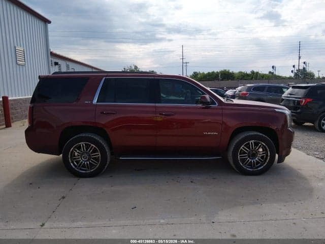 2017 GMC YUKON SLT 13