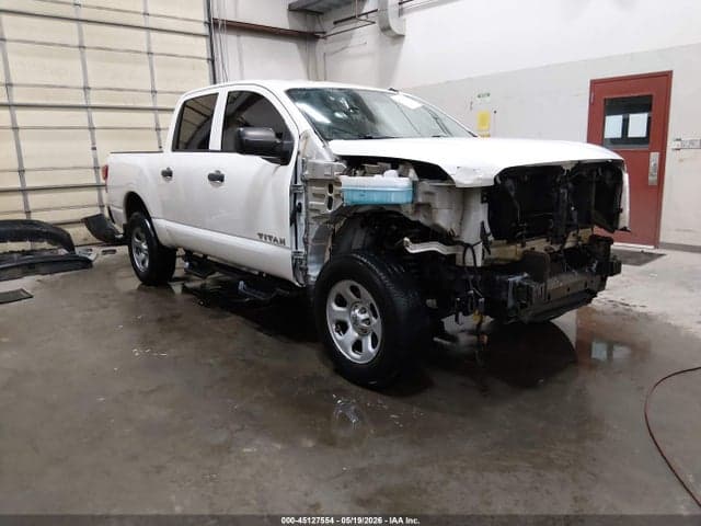 2019 NISSAN TITAN S