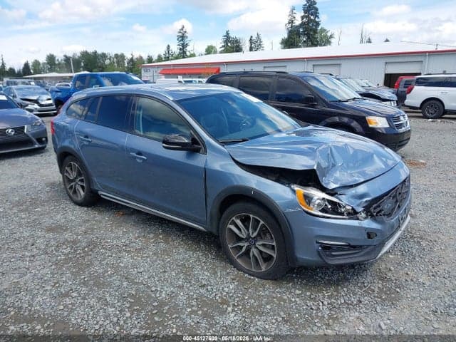 2017 VOLVO V60 CROSS COUNTRY T5 - 1