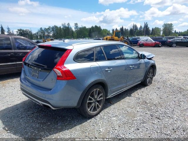 2017 VOLVO V60 CROSS COUNTRY T5 4