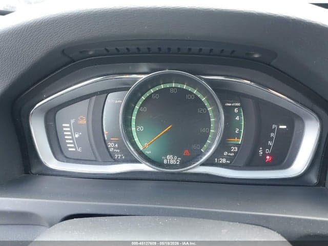 2017 VOLVO V60 CROSS COUNTRY T5 7