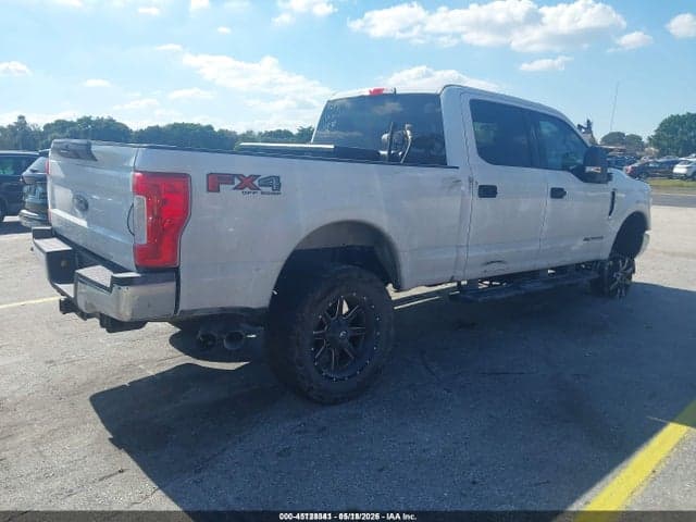 2019 FORD F-250 XLT 4