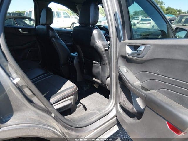 2023 FORD ESCAPE ST-LINE 8