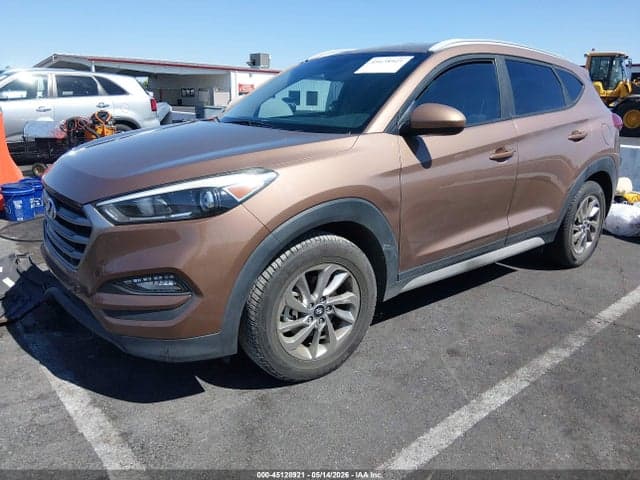 2017 HYUNDAI TUCSON SE 2