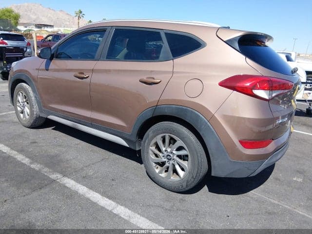 2017 HYUNDAI TUCSON SE 3