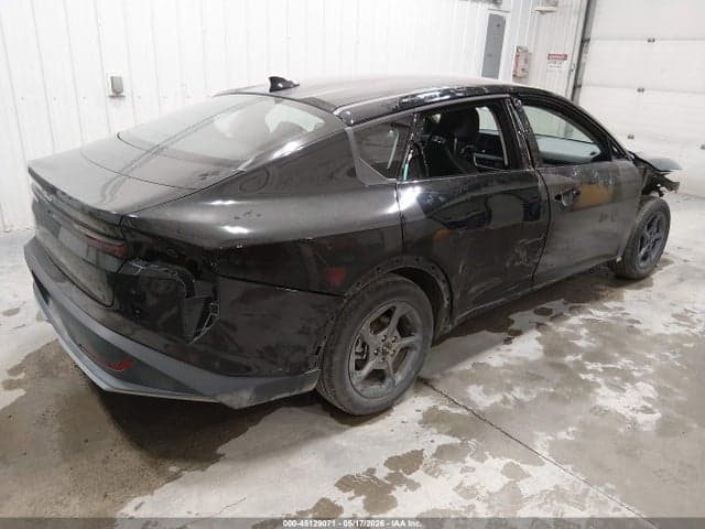 2025 KIA K4 LXS 4