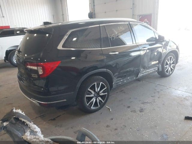 2020 HONDA PILOT AWD TOURING 7 PASSENGER 4