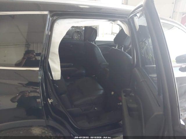 2020 HONDA PILOT AWD TOURING 7 PASSENGER 8