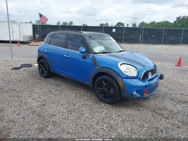 2013 MINI COUNTRYMAN COOPER 1