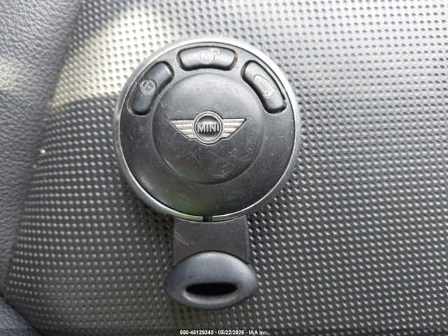 2013 MINI COUNTRYMAN COOPER 11