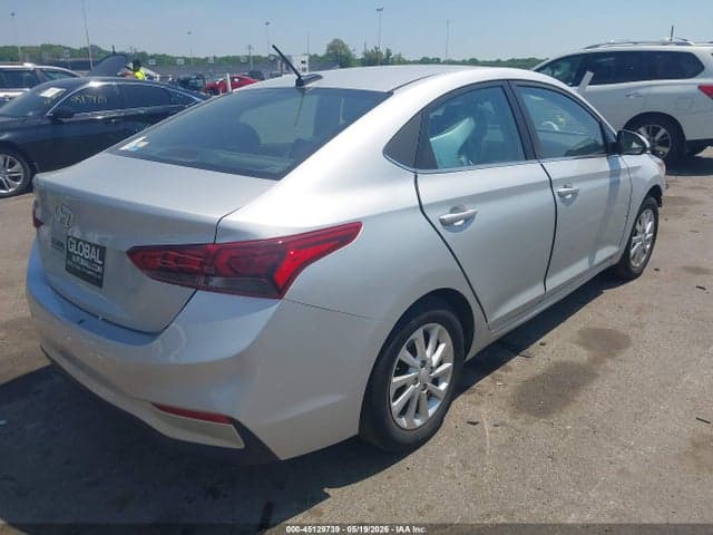 2022 HYUNDAI ACCENT SEL 4