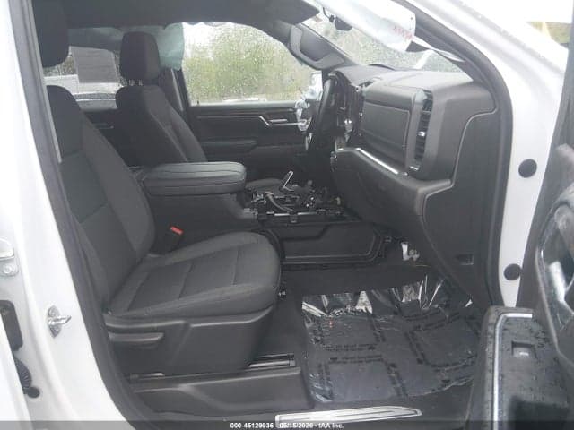 2023 CHEVROLET SILVERADO 1500 4WD SHORT BED RST 5