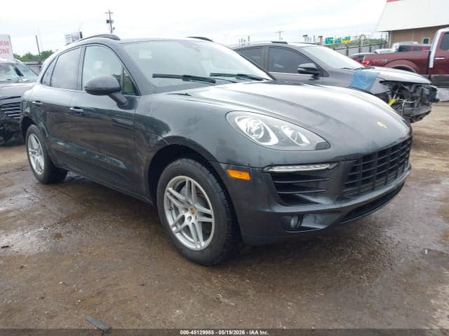 2017 PORSCHE MACAN