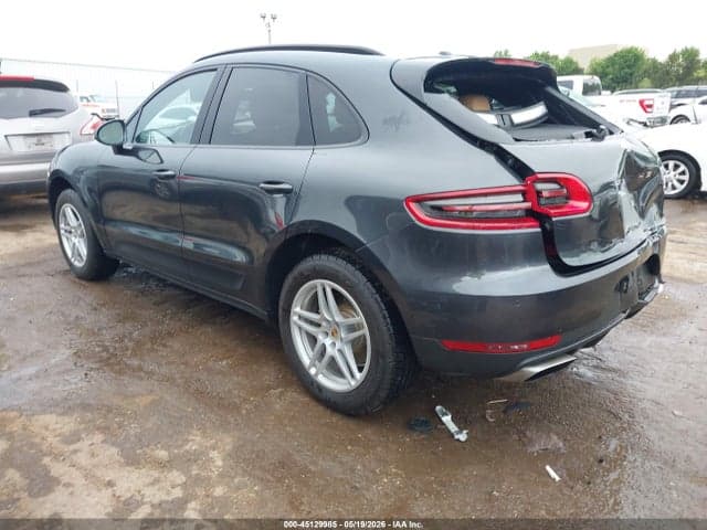 2017 PORSCHE MACAN 3