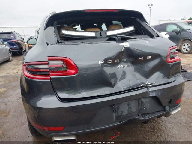2017 PORSCHE MACAN 6