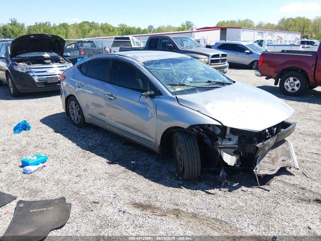 2017 HYUNDAI ELANTRA SE 1