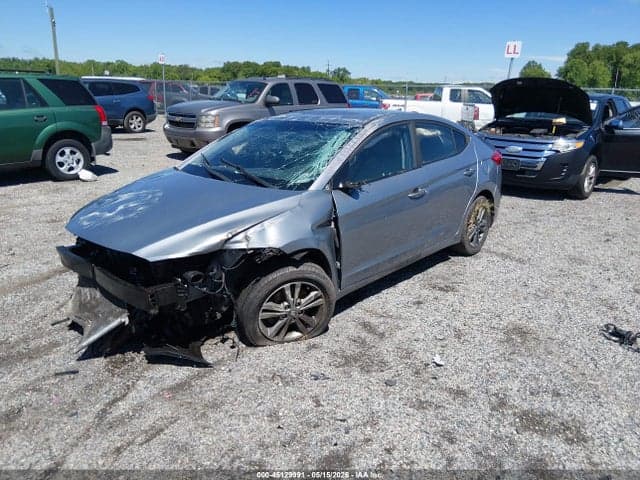 2017 HYUNDAI ELANTRA SE 3