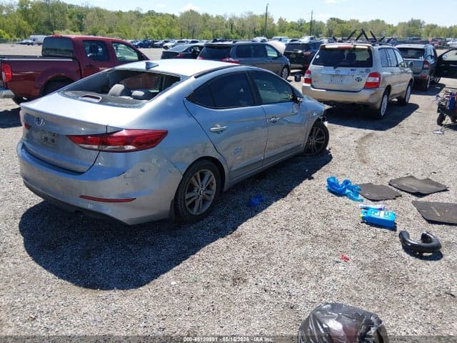 2017 HYUNDAI ELANTRA SE 5