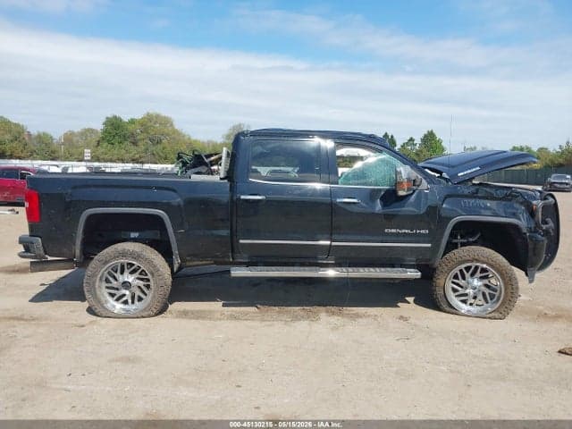 2018 GMC SIERRA 2500HD DENALI 13