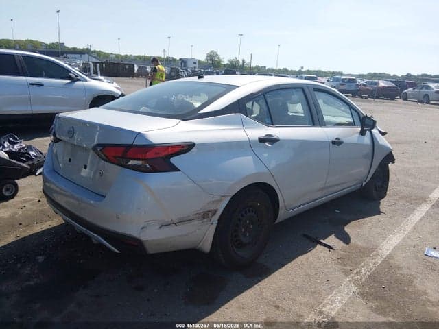 2024 NISSAN VERSA 1.6 S 4