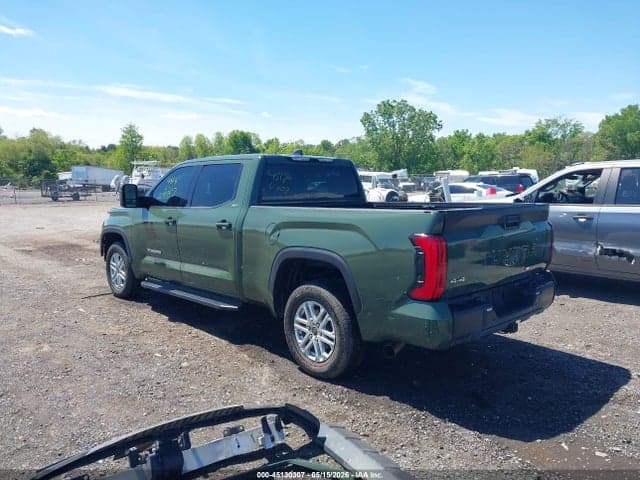 2023 TOYOTA TUNDRA SR5 3