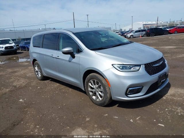 2023 CHRYSLER PACIFICA TOURING L 1