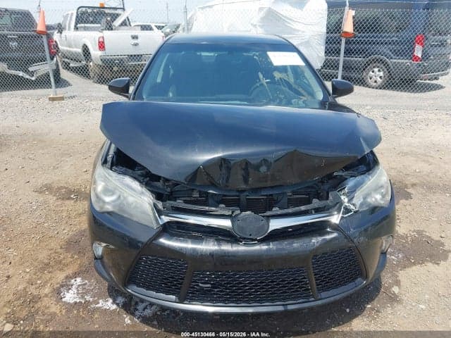 2017 TOYOTA CAMRY SE 12