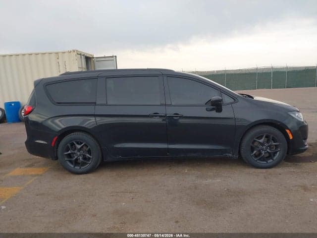 2019 CHRYSLER PACIFICA TOURING L 13
