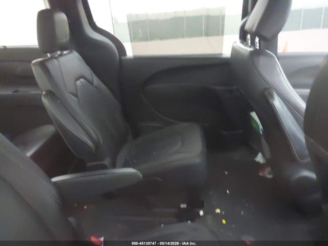 2019 CHRYSLER PACIFICA TOURING L 8