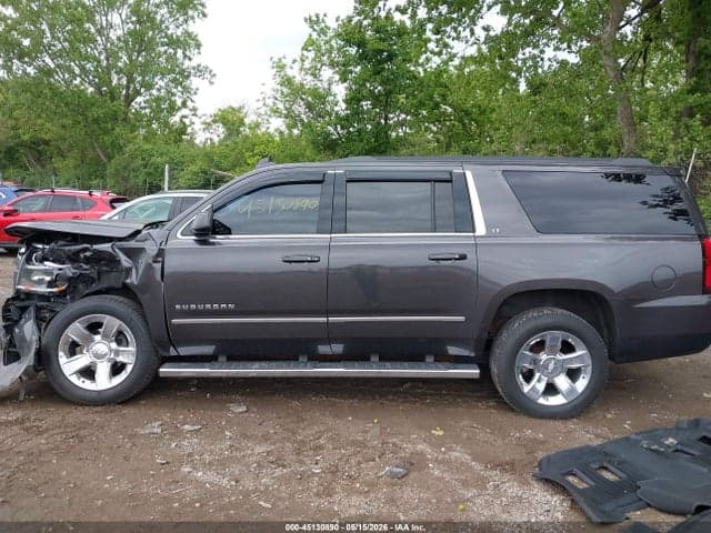 2017 CHEVROLET SUBURBAN LT 14
