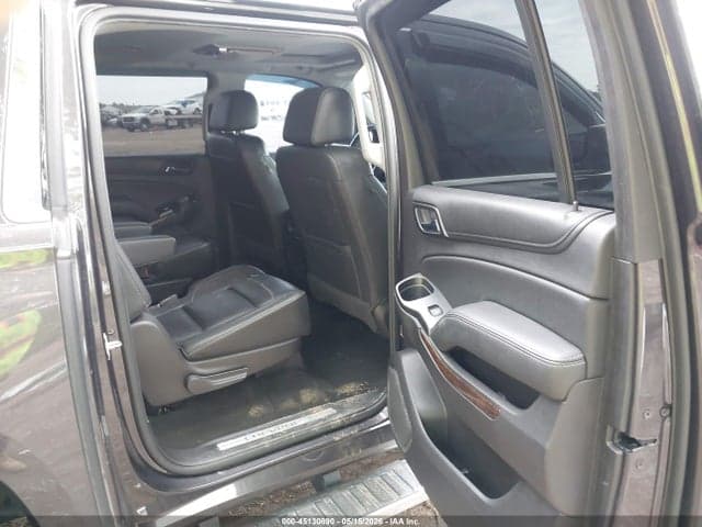 2017 CHEVROLET SUBURBAN LT 8
