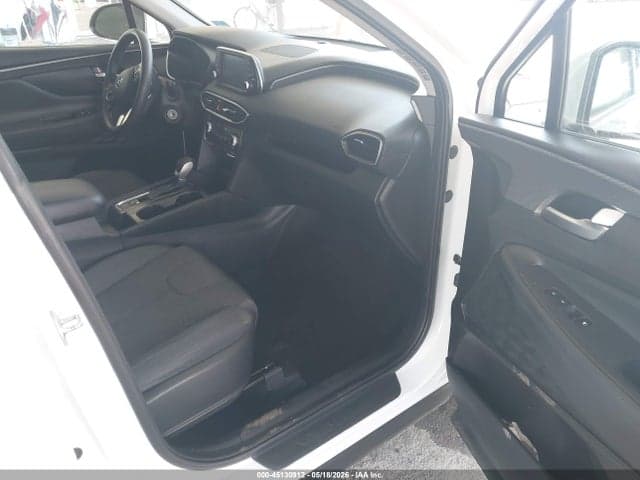 2019 HYUNDAI SANTA FE SE 5