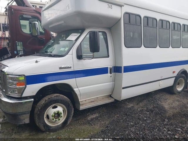 2025 FORD E-450 CUTAWAY 2